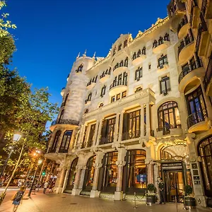 Casa Fuster G.l Monumento Barselona