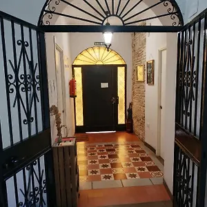 https://patio-de-arance.hotelsinnerja.org